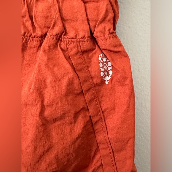Free People Movement The Way Home Women’s Running Shorts Size M Burnt Orange - Picture 2 of 15
